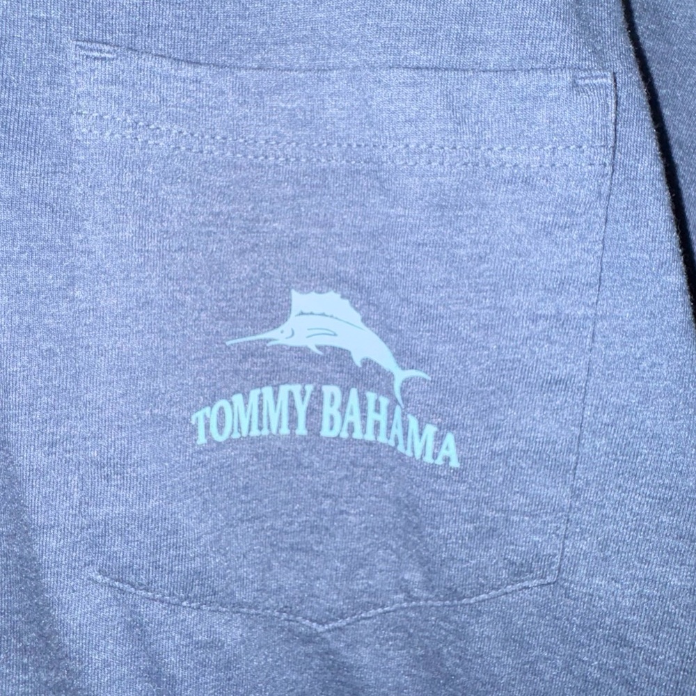 Tommy Bahama Short-Sleeve Pocket Tee men’s size 4xl Rumming Back Wine Retriever - Picture 2 of 8